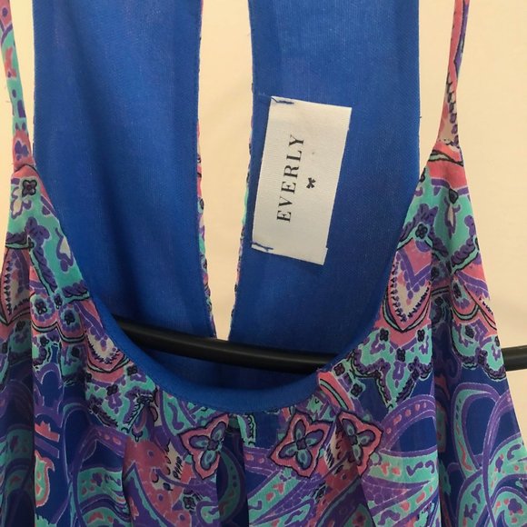 Everly Flowy  Blue Tank Top with Keyhole Back - Picture 4 of 6